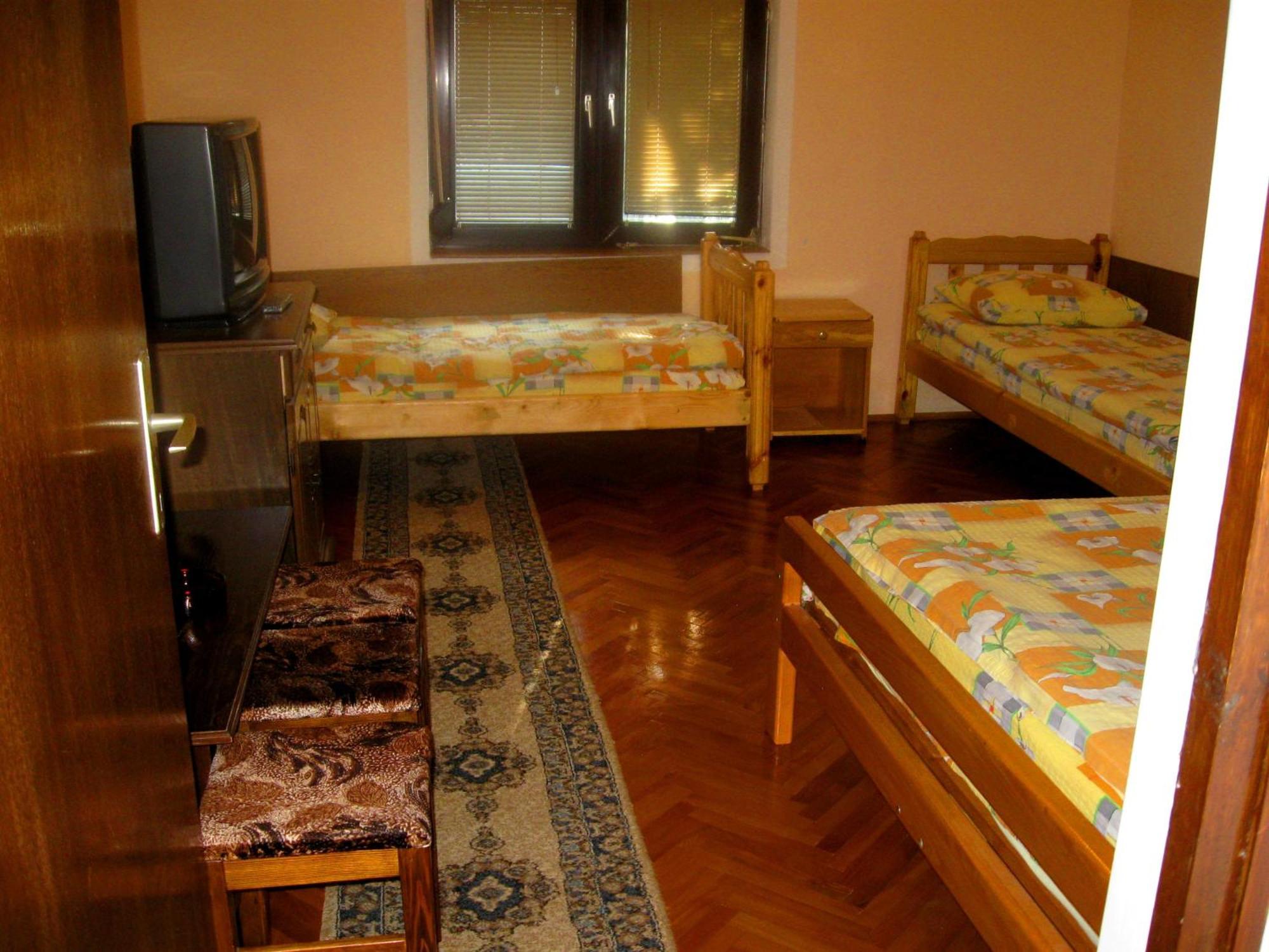 Amfora Rooms Caribrod Dimitrovgrad Cameră foto